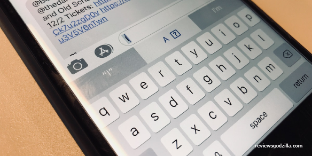iOS 17 Set to Enhance Autocorrect for iPhone Users Later This Year image